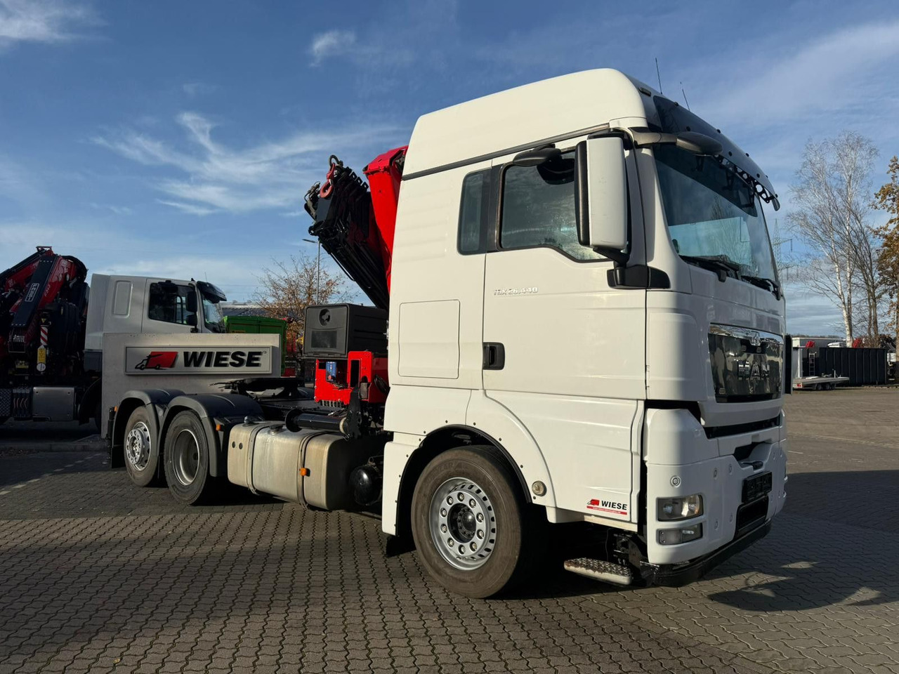 MAN TGX 26.440 6x2 mit HMF 3000-5 Kran Top Zustand - Crane truck: picture 3 MAN TGX 26.440 6x2 mit HMF 3000-5 Kran Top Zustand - Crane truck: picture 3