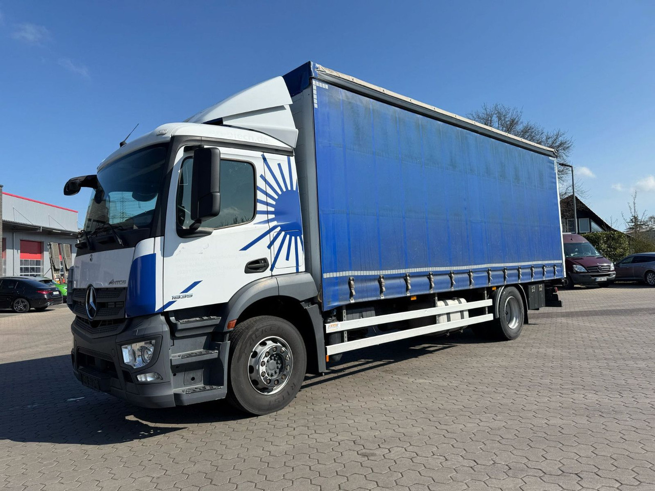 Mercedes-Benz Antos 1835 L - 4x2 Schiebeplane - Curtainsider truck: picture 2 Mercedes-Benz Antos 1835 L - 4x2 Schiebeplane - Curtainsider truck: picture 2
