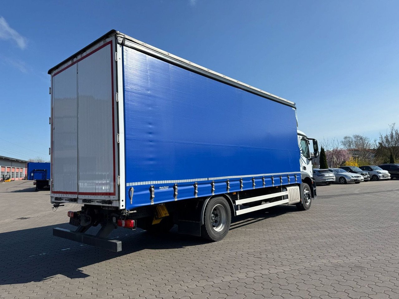 Mercedes-Benz Antos 1835 L - 4x2 Schiebeplane - Curtainsider truck: picture 4 Mercedes-Benz Antos 1835 L - 4x2 Schiebeplane - Curtainsider truck: picture 4