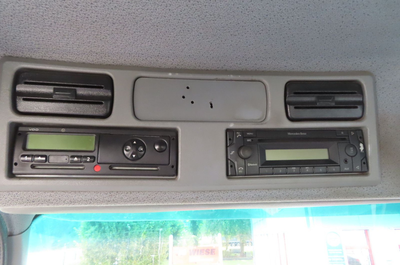 Mercedes-Benz Axor  1833 L - Glastransporter Kran Palfinger on lease Mercedes-Benz Axor  1833 L - Glastransporter Kran Palfinger: picture 13