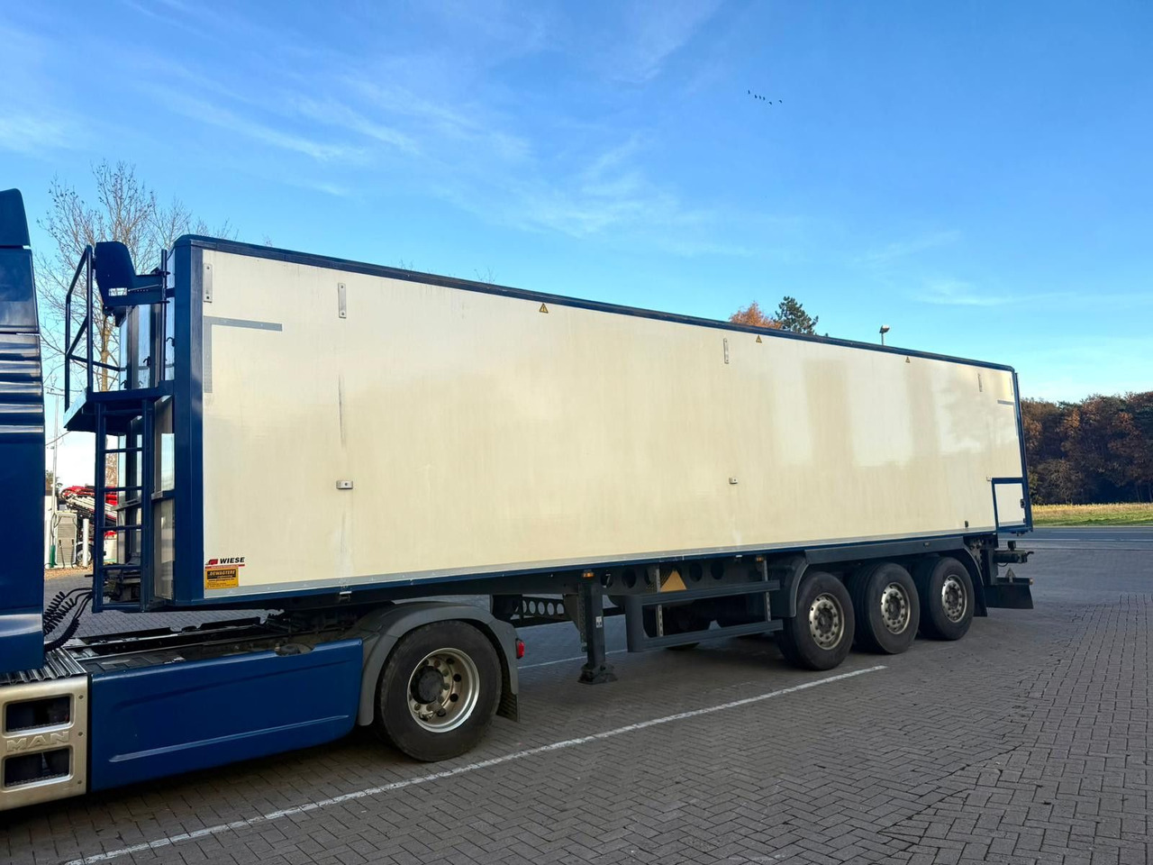 Dewagtere Kartoffelbandauflieger - Semi-trailer: picture 2 Dewagtere Kartoffelbandauflieger - Semi-trailer: picture 2