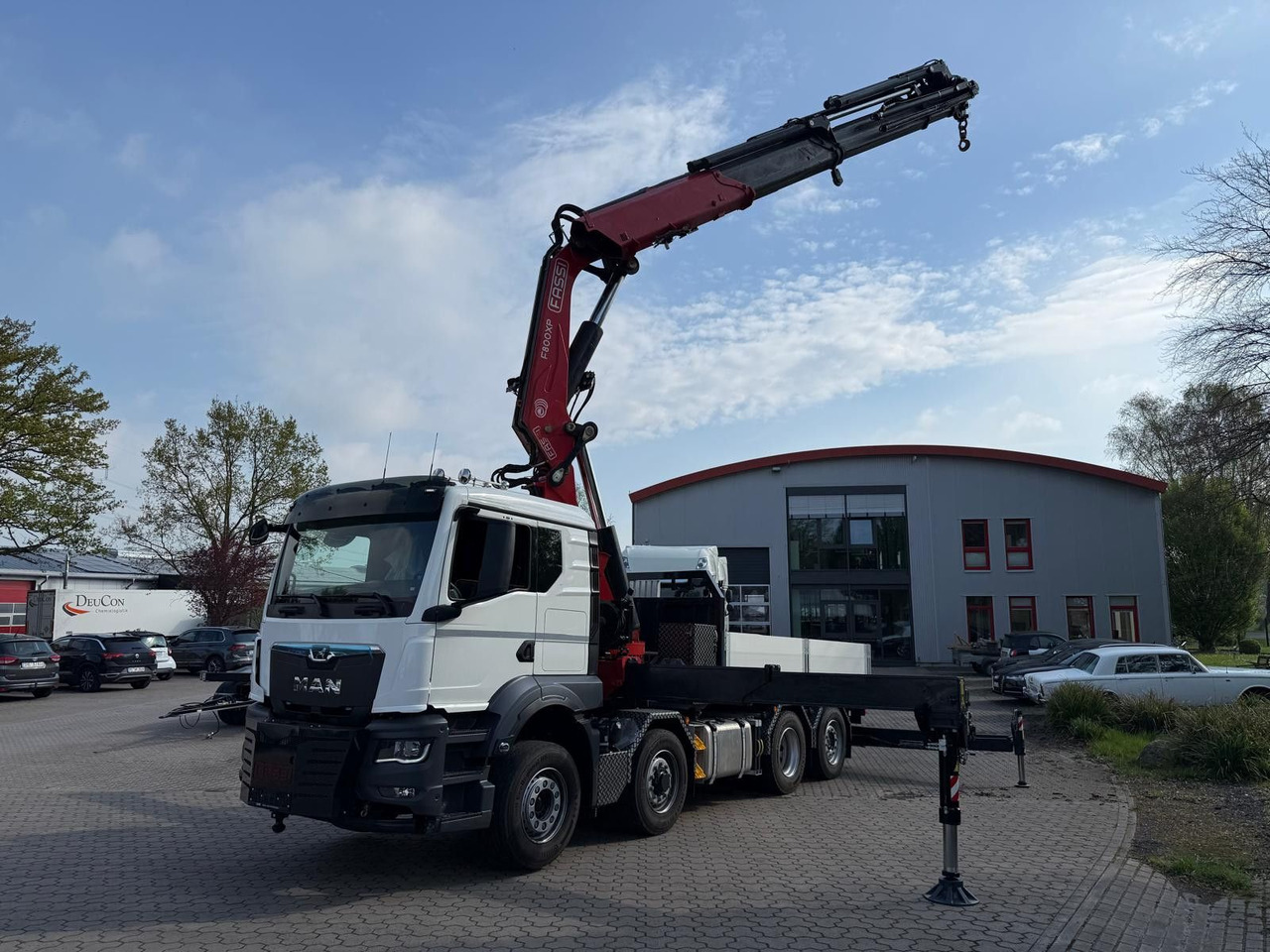 MAN 35.520 8x4 Fassi F800 RA2.28 OHNE ABSTÜTZÜBERWA. - Tractor unit: picture 2 MAN 35.520 8x4 Fassi F800 RA2.28 OHNE ABSTÜTZÜBERWA. - Tractor unit: picture 2