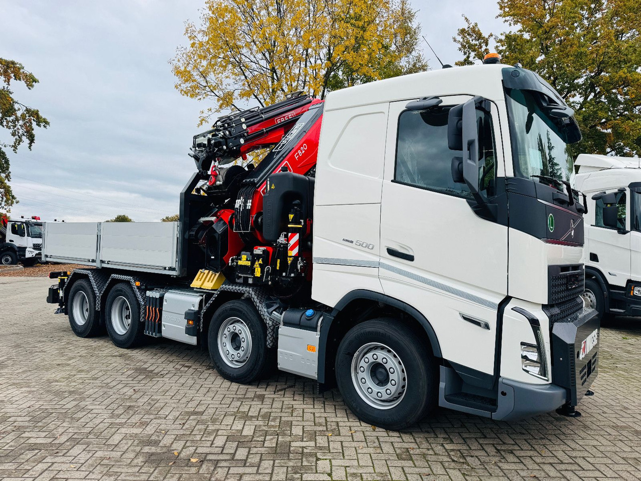 Volvo FH 500 8x4 Kran F820 RA2.27 Jib & Winde Sofort - Dropside/ Flatbed truck, Crane truck: picture 5 Volvo FH 500 8x4 Kran F820 RA2.27 Jib & Winde Sofort - Dropside/ Flatbed truck, Crane truck: picture 5
