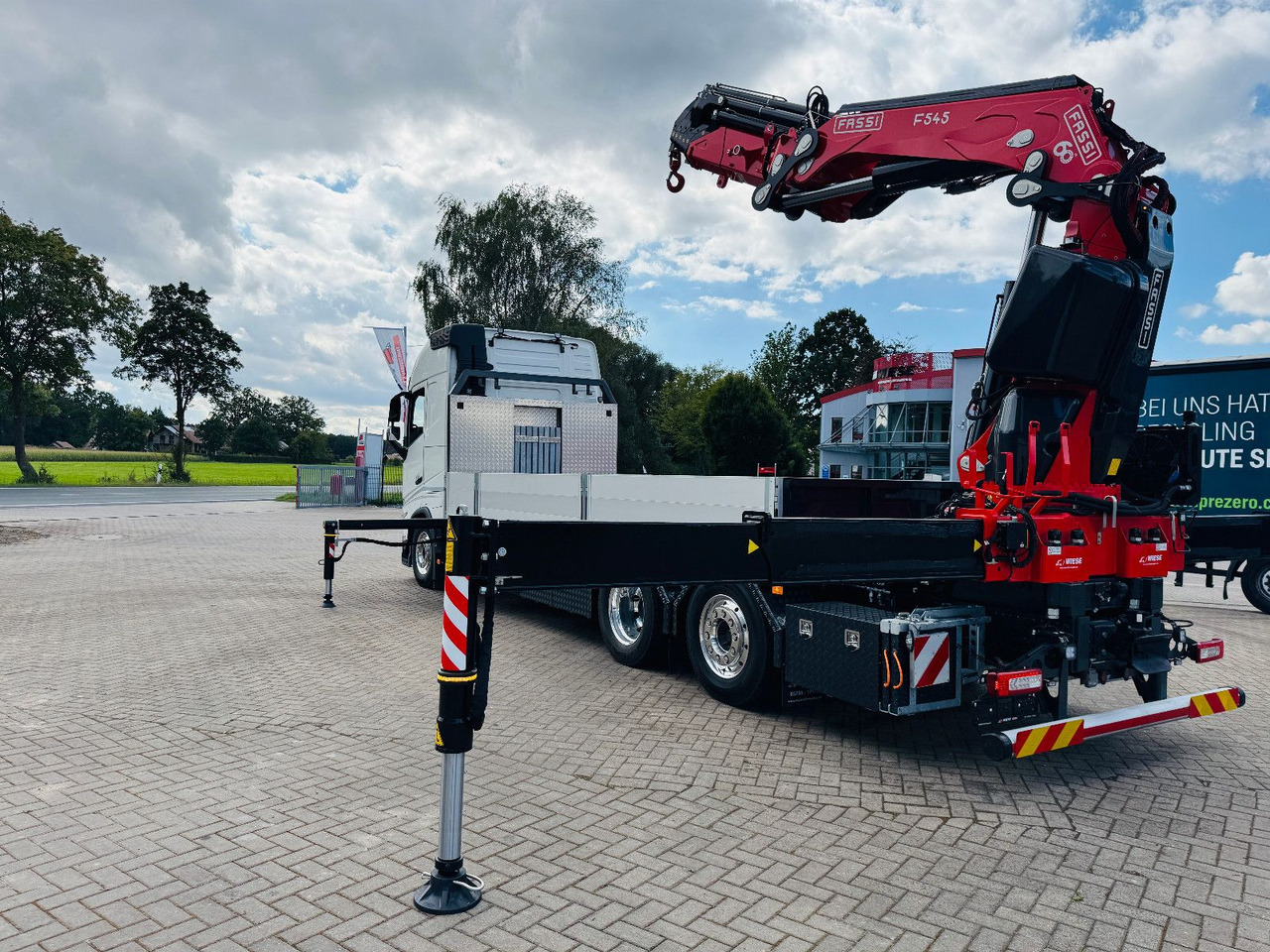 Volvo FH 540 6x2 Container Fassi F545 Heck - Dropside/ Flatbed truck, Crane truck: picture 2 Volvo FH 540 6x2 Container Fassi F545 Heck - Dropside/ Flatbed truck, Crane truck: picture 2