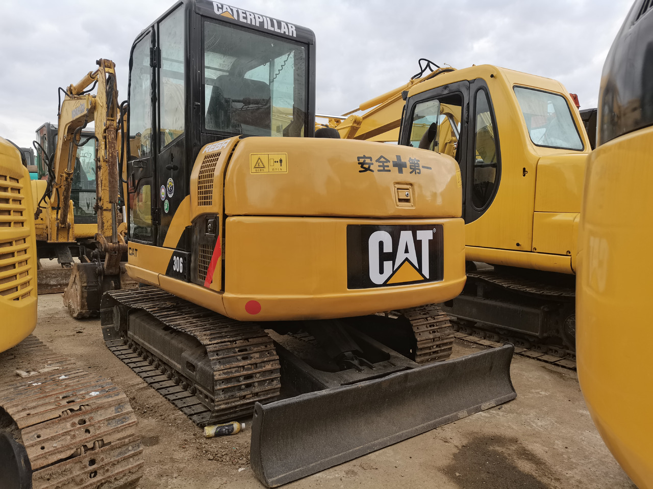CATERPILLAR 306 - Mini excavator: picture 1 CATERPILLAR 306 - Mini excavator: picture 1