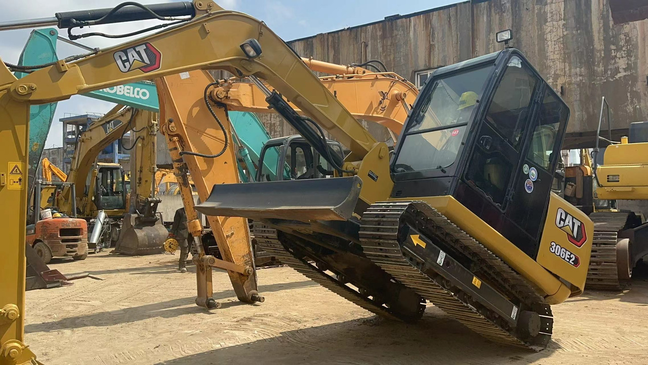 CATERPILLAR 306E2 - Mini excavator: picture 2 CATERPILLAR 306E2 - Mini excavator: picture 2