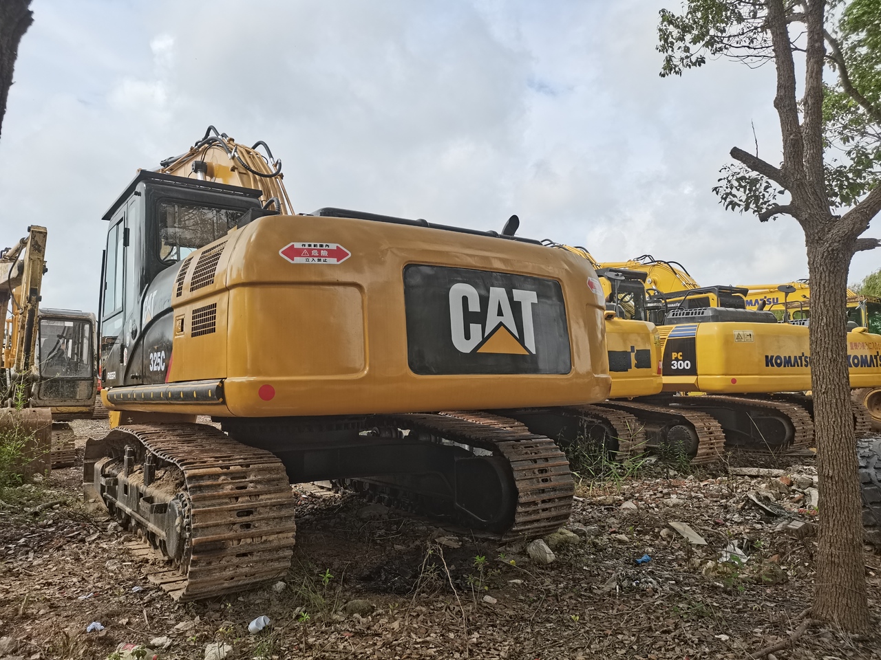 CATERPILLAR 325C - Crawler excavator: picture 2 CATERPILLAR 325C - Crawler excavator: picture 2