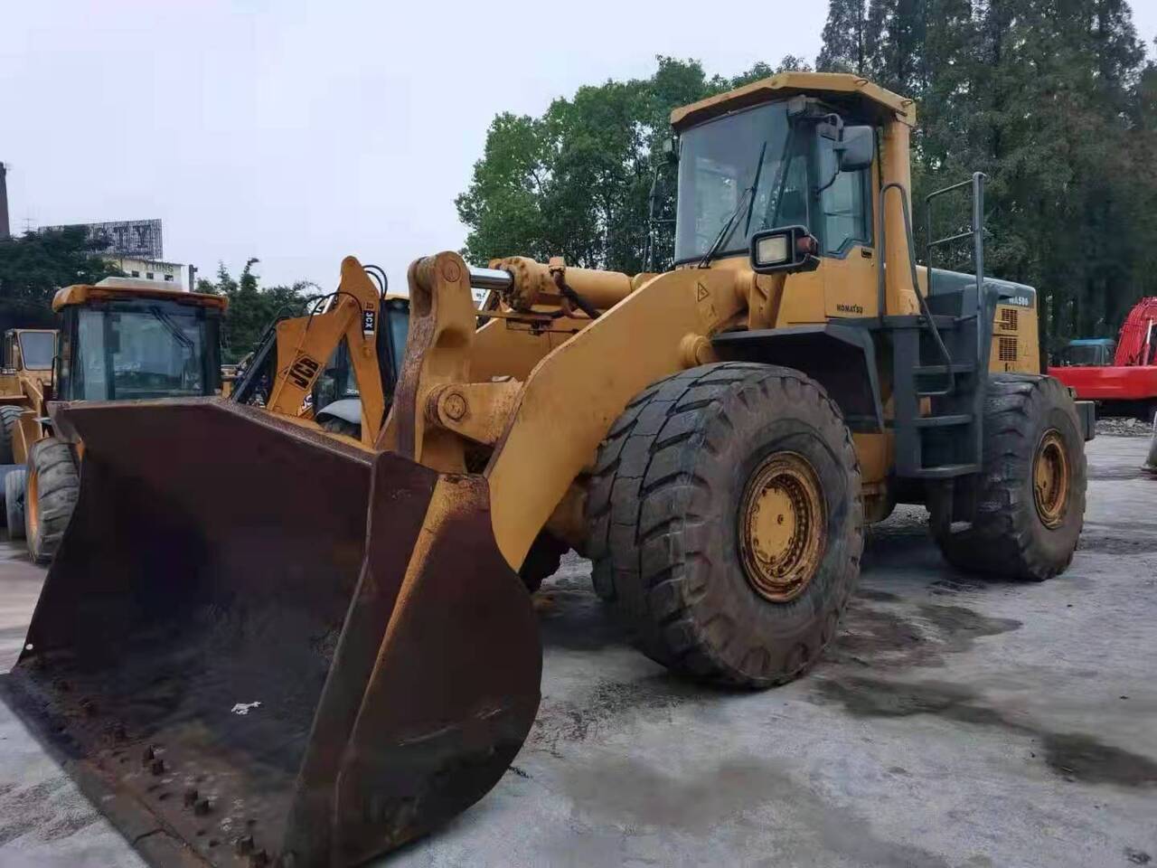 KOMATSU WA500-3 - Wheel loader: picture 3 KOMATSU WA500-3 - Wheel loader: picture 3