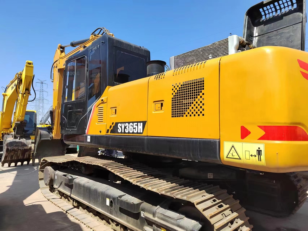 SANY SY365H - Crawler excavator: picture 1 SANY SY365H - Crawler excavator: picture 1