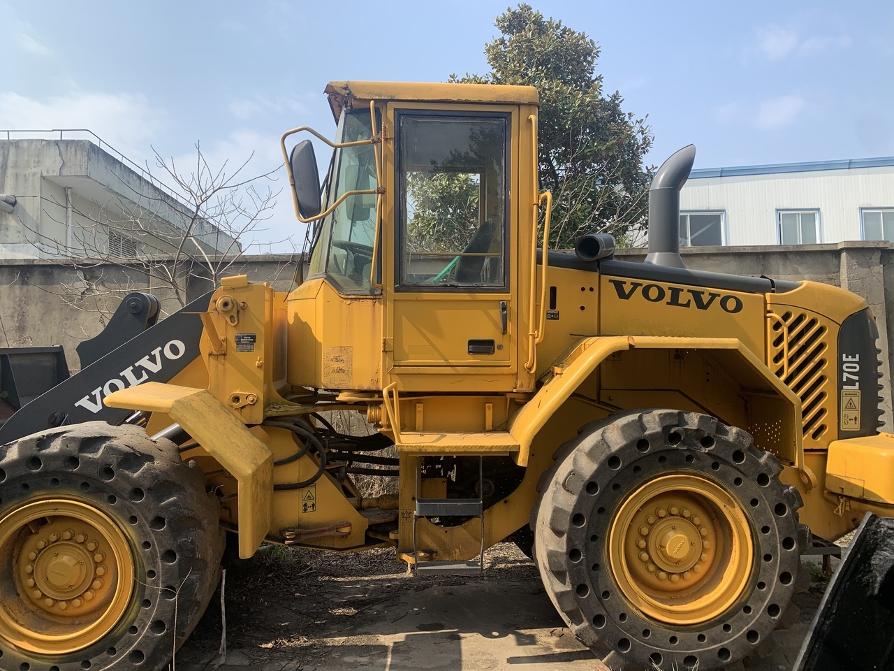 VOLVO L70E - Wheel loader: picture 1 VOLVO L70E - Wheel loader: picture 1