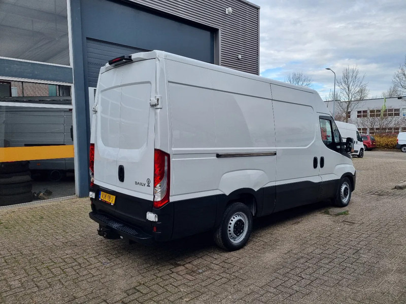 Iveco Daily 35S17 3.0D Koelwagen TK V300MAX st 230V +20C / -20C - Refrigerated van: picture 2 Iveco Daily 35S17 3.0D Koelwagen TK V300MAX st 230V +20C / -20C - Refrigerated van: picture 2