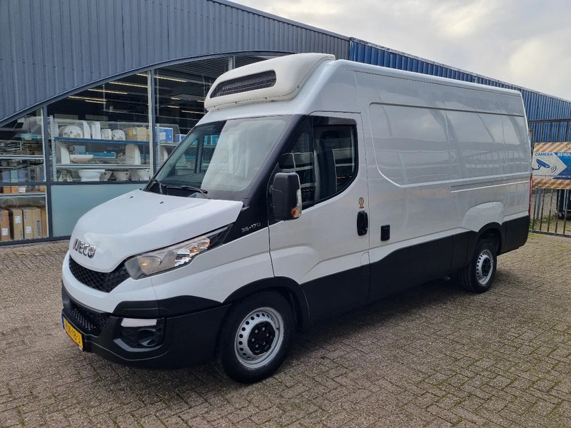 Iveco Daily 35S17 3.0D Koelwagen TK V300MAX st 230V +20C / -20C - Refrigerated van: picture 4 Iveco Daily 35S17 3.0D Koelwagen TK V300MAX st 230V +20C / -20C - Refrigerated van: picture 4