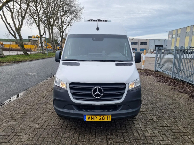 Mercedes-Benz Sprinter 317 CDI Koelwagen Konvekta +20C/-20C ST 230V - Refrigerated van: picture 3 Mercedes-Benz Sprinter 317 CDI Koelwagen Konvekta +20C/-20C ST 230V - Refrigerated van: picture 3