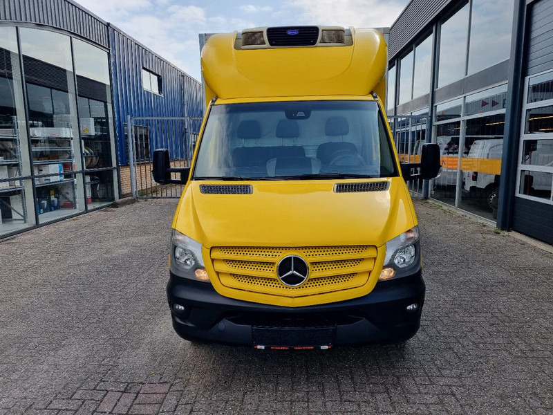 Mercedes-Benz Sprinter 516 CDI koelkoffer Carrier Pulsor 400 MT ST 380V Euro 6 - Refrigerated van: picture 3 Mercedes-Benz Sprinter 516 CDI koelkoffer Carrier Pulsor 400 MT ST 380V Euro 6 - Refrigerated van: picture 3