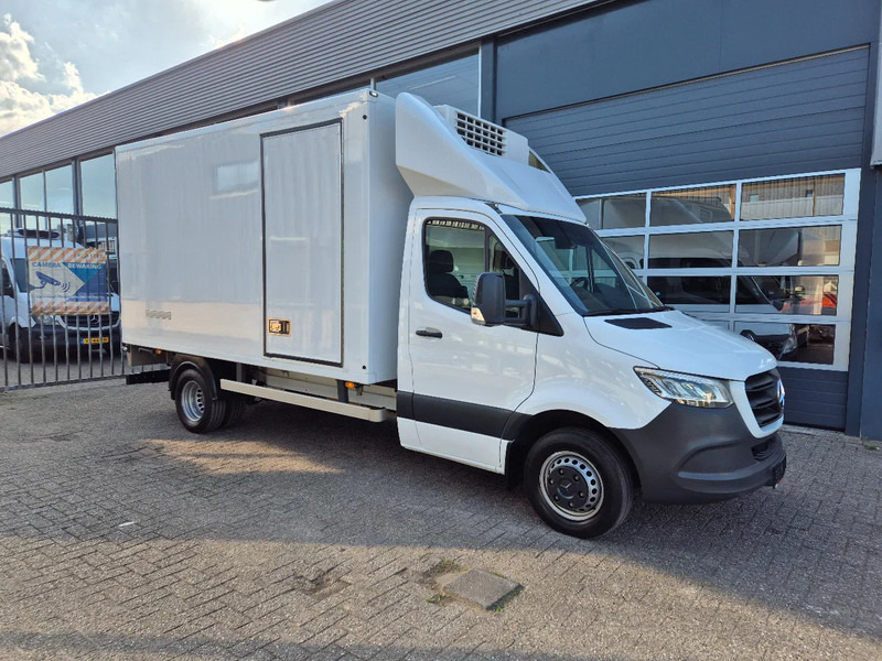 Mercedes-Benz Sprinter 519 CDI/ Kuhlkoffer/ TK V500 MAX MT/ -20+20 - Refrigerated van: picture 1 Mercedes-Benz Sprinter 519 CDI/ Kuhlkoffer/ TK V500 MAX MT/ -20+20 - Refrigerated van: picture 1