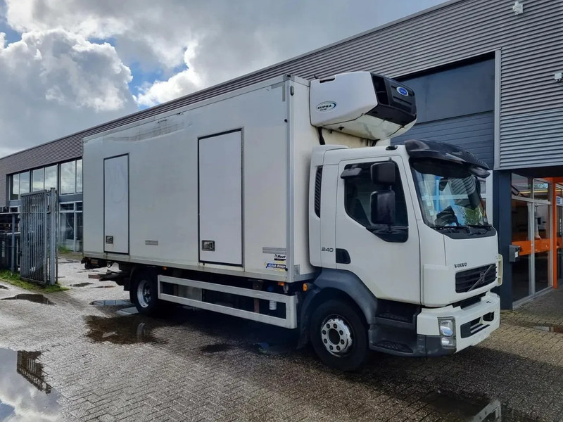 Volvo FL 12.220 Kuhlkoffer/ Carrier Supra 850 MULTITEMP -30+30/ LBW - Refrigerator truck: picture 1 Volvo FL 12.220 Kuhlkoffer/ Carrier Supra 850 MULTITEMP -30+30/ LBW - Refrigerator truck: picture 1