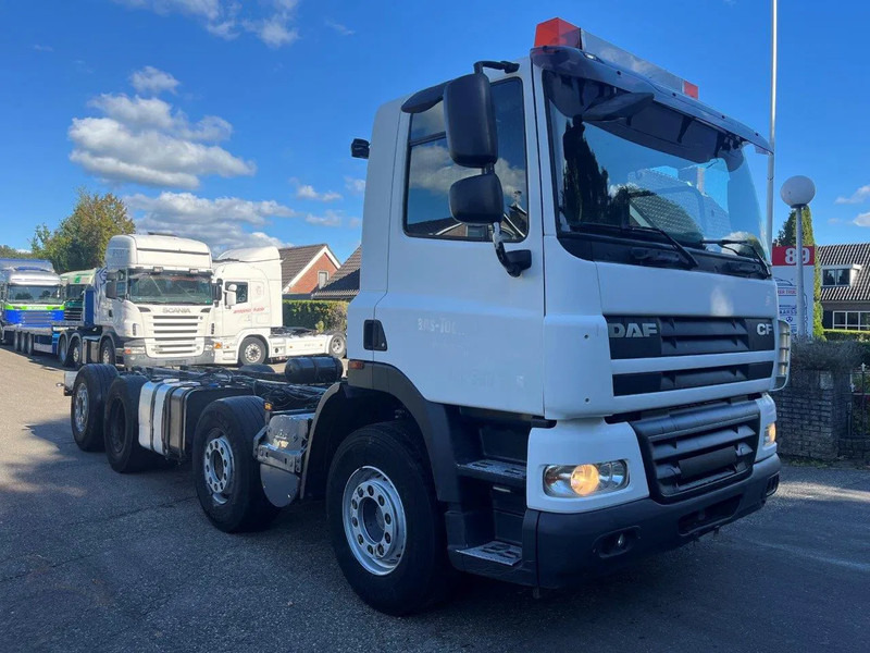 DAF 85.360 8X2 SINGLE CAB CHASSIS - Cab chassis truck: picture 4 DAF 85.360 8X2 SINGLE CAB CHASSIS - Cab chassis truck: picture 4