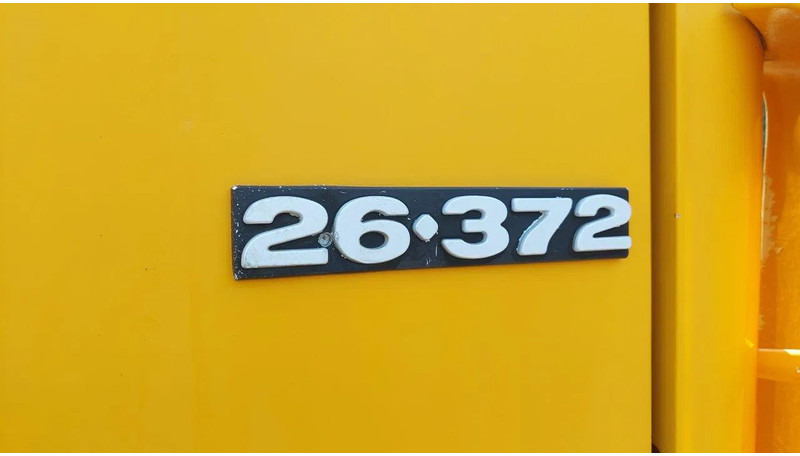 MAN 26.372 MANUAL ZF GEARBOX STEEL SUSPENSION 6X4 - Cab chassis truck: picture 5 MAN 26.372 MANUAL ZF GEARBOX STEEL SUSPENSION 6X4 - Cab chassis truck: picture 5