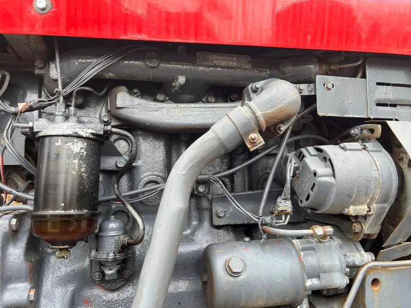 Massey Ferguson 265 MF 265 4x2 tractor - Farm tractor: picture 5 Massey Ferguson 265 MF 265 4x2 tractor - Farm tractor: picture 5