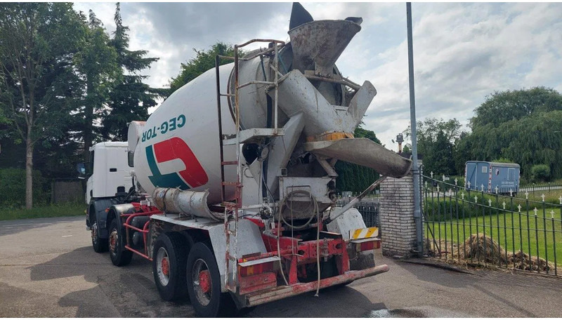 Scania P114-340 8x4 Mixer Full Steel Spring - Concrete mixer truck: picture 4 Scania P114-340 8x4 Mixer Full Steel Spring - Concrete mixer truck: picture 4