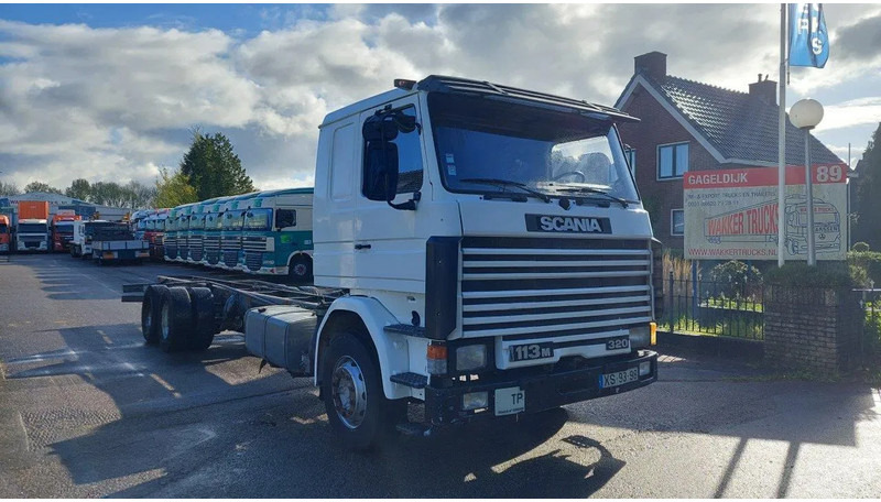 Scania R113-320 6X2 MANUAL GEARBOX FULL STEEL SPRING 10 TYRES - Cab chassis truck: picture 3 Scania R113-320 6X2 MANUAL GEARBOX FULL STEEL SPRING 10 TYRES - Cab chassis truck: picture 3
