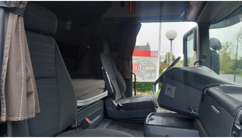 Scania R410 6X2 EXCELLENT CONDITION HOLLAND TRUCK - Tractor unit: picture 5 Scania R410 6X2 EXCELLENT CONDITION HOLLAND TRUCK - Tractor unit: picture 5