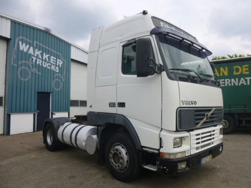 Volvo FH 12.380 FH12 380 MANUAL airco - Tractor unit: picture 2 Volvo FH 12.380 FH12 380 MANUAL airco - Tractor unit: picture 2