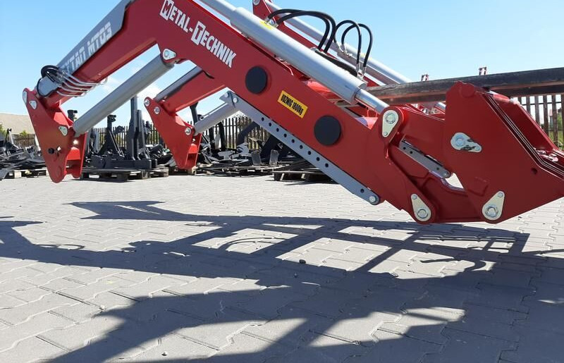 Metal-Technik Frontlader für DEUTZ-FAHR DX 6.11, DX 6.17, DX 6.30 / Ładowacz c - Front loader for tractor: picture 3 Metal-Technik Frontlader für DEUTZ-FAHR DX 6.11, DX 6.17, DX 6.30 / Ładowacz c - Front loader for tractor: picture 3