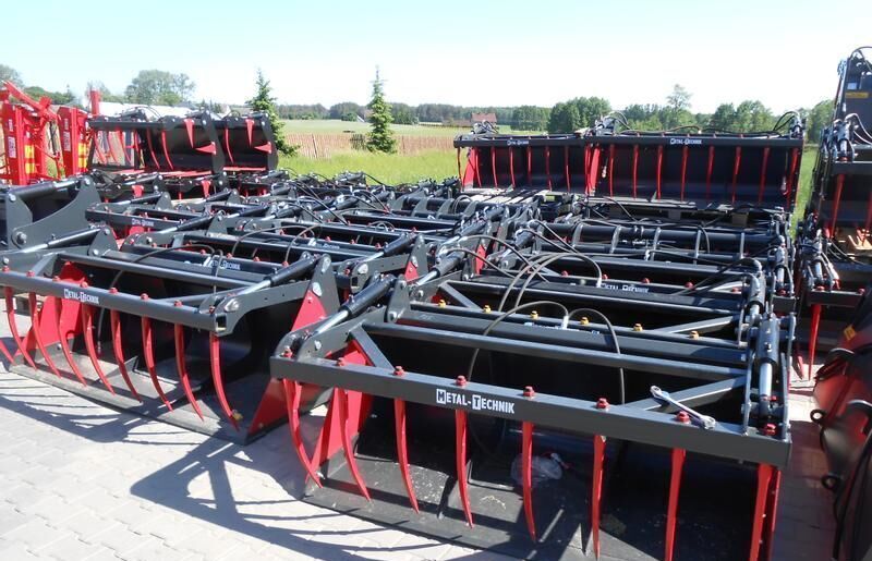 Metal-Technik Łycho-krokodyl 1,6 m* - Bucket, Silage equipment for Agricultural machinery: picture 5 Metal-Technik Łycho-krokodyl 1,6 m* - Bucket, Silage equipment for Agricultural machinery: picture 5