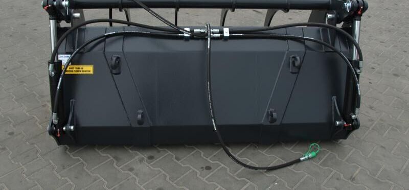 Metal-Technik Łycho-krokodyl 2,4 m - Bucket, Silage equipment for Agricultural machinery: picture 2 Metal-Technik Łycho-krokodyl 2,4 m - Bucket, Silage equipment for Agricultural machinery: picture 2