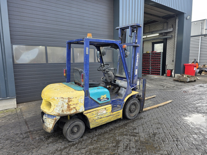 Komatsu fd25t-14 dieselheftruck - Diesel forklift: picture 4 Komatsu fd25t-14 dieselheftruck - Diesel forklift: picture 4