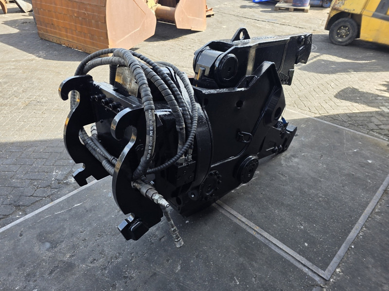 Combi crusher shear caterpilar demarec mqp caterpillar mp 318 - Demolition shears: picture 4 Combi crusher shear caterpilar demarec mqp caterpillar mp 318 - Demolition shears: picture 4