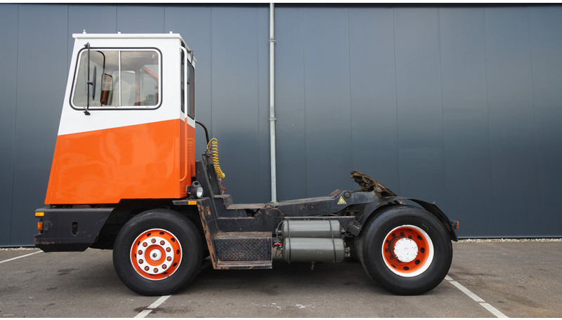 Terberg YT SL 1020 - Construction machinery: picture 1 Terberg YT SL 1020 - Construction machinery: picture 1