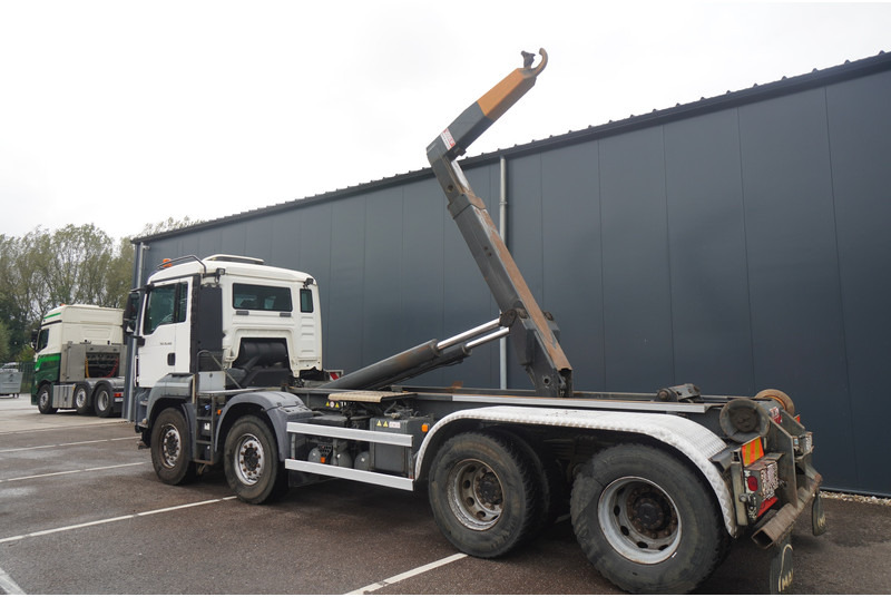 MAN TGS 35.400 8x4 HOOKARM SYSTEM MANUAL GEARBOX - Hook lift truck: picture 3 MAN TGS 35.400 8x4 HOOKARM SYSTEM MANUAL GEARBOX - Hook lift truck: picture 3
