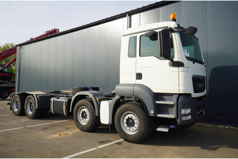 MAN TGS41.400 8X4 BB-WW NEW UNUSED CHASSIS EURO3 - Cab chassis truck: picture 4 MAN TGS41.400 8X4 BB-WW NEW UNUSED CHASSIS EURO3 - Cab chassis truck: picture 4