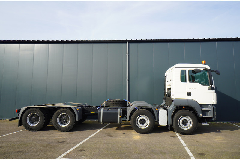 MAN TGS41.400 8X4 BB-WW NEW UNUSED CHASSIS EURO3 - Cab chassis truck: picture 2 MAN TGS41.400 8X4 BB-WW NEW UNUSED CHASSIS EURO3 - Cab chassis truck: picture 2