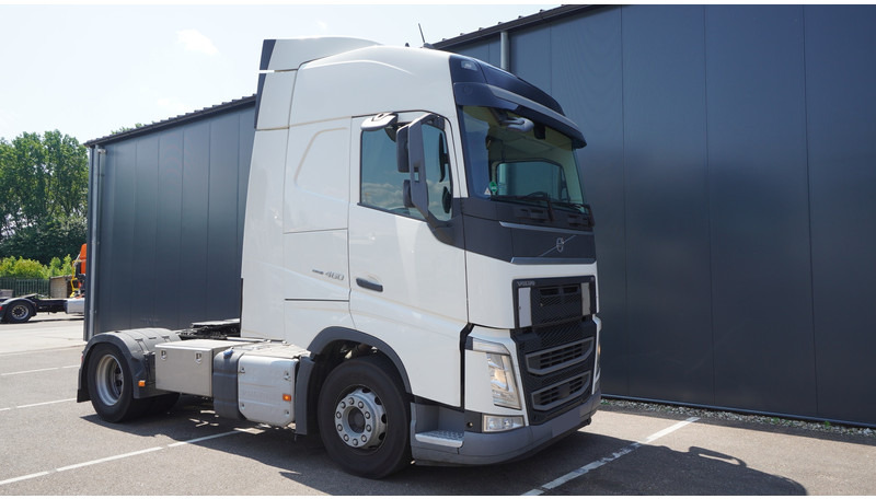 Volvo FH 460 EURO 6 GLOBETROTTER 727.000KM - Tractor unit: picture 4 Volvo FH 460 EURO 6 GLOBETROTTER 727.000KM - Tractor unit: picture 4