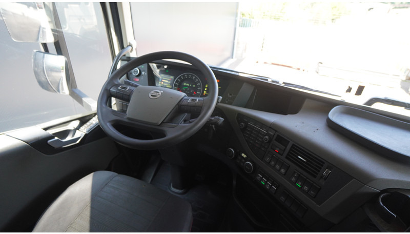 Volvo FH 460 EURO 6 GLOBETROTTER 727.000KM - Tractor unit: picture 5 Volvo FH 460 EURO 6 GLOBETROTTER 727.000KM - Tractor unit: picture 5