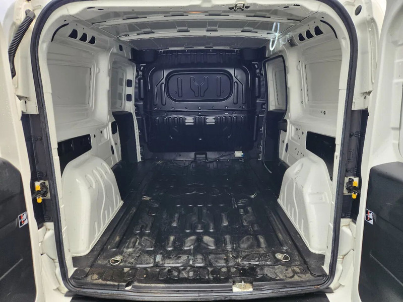 Fiat Doblò Maxi, 2017, 135000km, Airco, L2H1, Parkingsens - Small van: picture 2 Fiat Doblò Maxi, 2017, 135000km, Airco, L2H1, Parkingsens - Small van: picture 2
