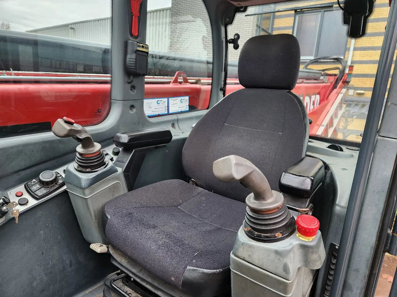 MAGNI RTH5.39S, 39m,8807H, 5000kg, 2016, Airco, Remote, Like new - Loader: picture 3 MAGNI RTH5.39S, 39m,8807H, 5000kg, 2016, Airco, Remote, Like new - Loader: picture 3