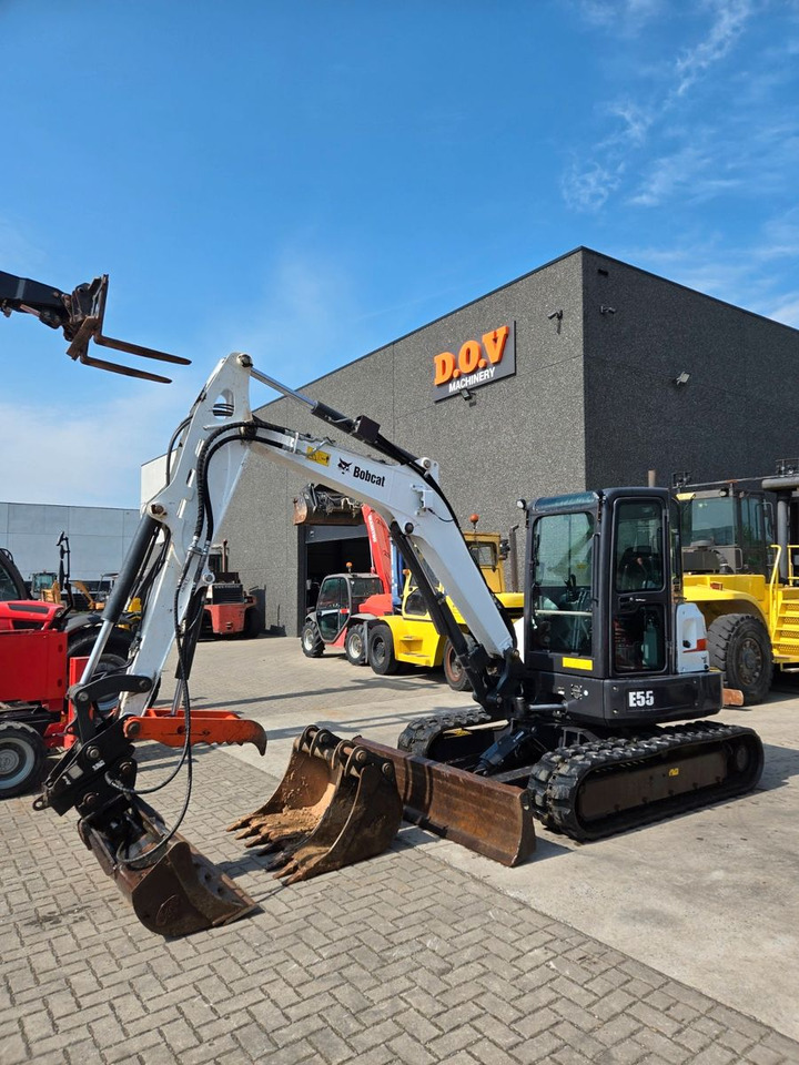 Bobcat E55 - Mini excavator: picture 1 Bobcat E55 - Mini excavator: picture 1