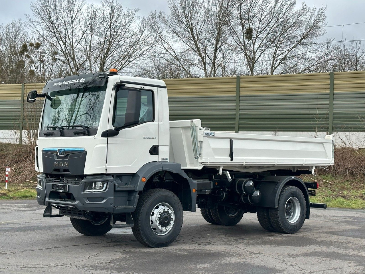 MAN TGM 18.320 4X4 Euro 6e Euromix 3-Seiten-Kipper - Tipper: picture 2 MAN TGM 18.320 4X4 Euro 6e Euromix 3-Seiten-Kipper - Tipper: picture 2