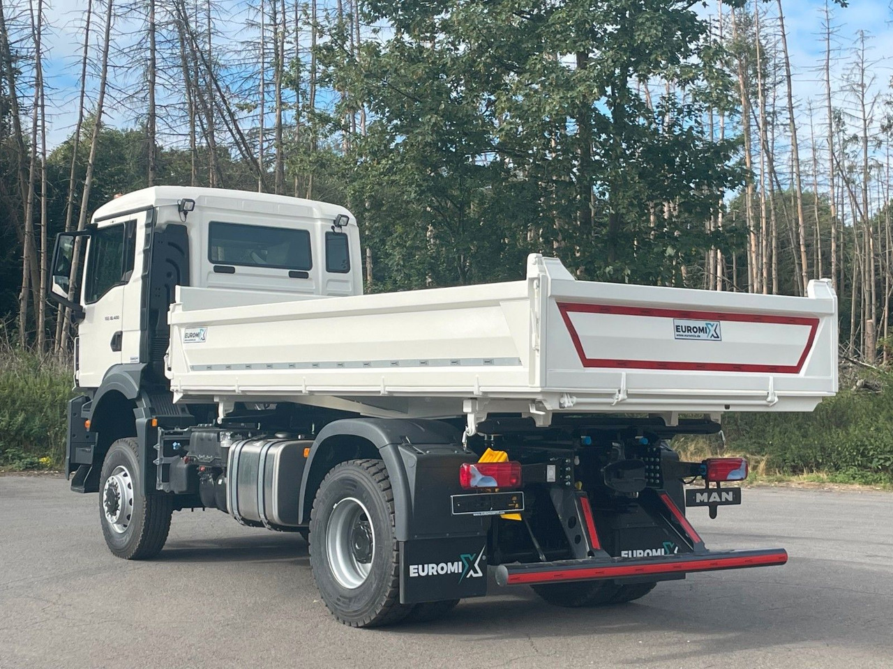 MAN TGS 18.400 TG3 4x4 Euro6e 3-Seiten-Kippe Euromix MAN TGS 18.400 TG3 4x4 Euro6e 3-Seiten-Kippe Euromix - Tipper: picture 5 MAN TGS 18.400 TG3 4x4 Euro6e 3-Seiten-Kippe Euromix MAN TGS 18.400 TG3 4x4 Euro6e 3-Seiten-Kippe Euromix - Tipper: picture 5