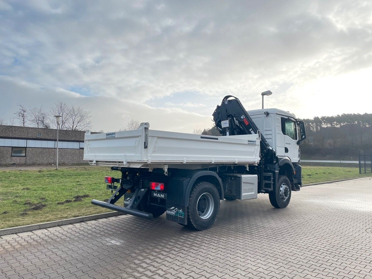 MAN TGS 18.400 TG3 4x4 Euro6e Hiab X-HiDuo 138DS-4 - Tipper, Crane truck: picture 3 MAN TGS 18.400 TG3 4x4 Euro6e Hiab X-HiDuo 138DS-4 - Tipper, Crane truck: picture 3