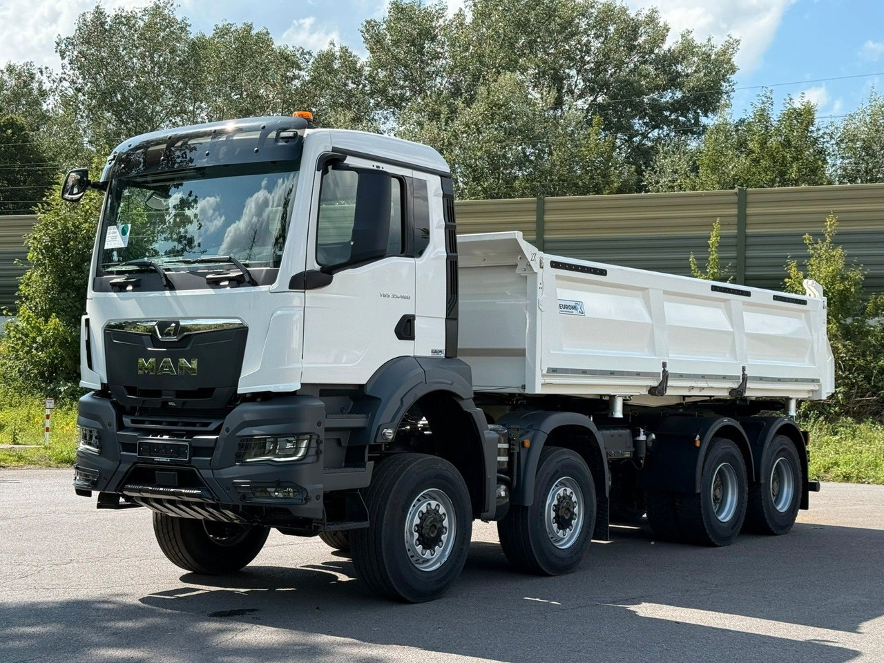 MAN TGS 35.480 8x8 EuromixMTP 3-Seiten-Kipper - Tipper: picture 2 MAN TGS 35.480 8x8 EuromixMTP 3-Seiten-Kipper - Tipper: picture 2