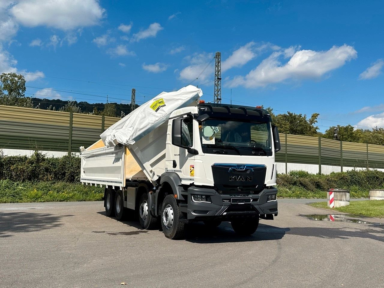 Tipper MAN TGS 41.440  8x4 EuromixMTP 3-Seiten-Kipper: picture 20