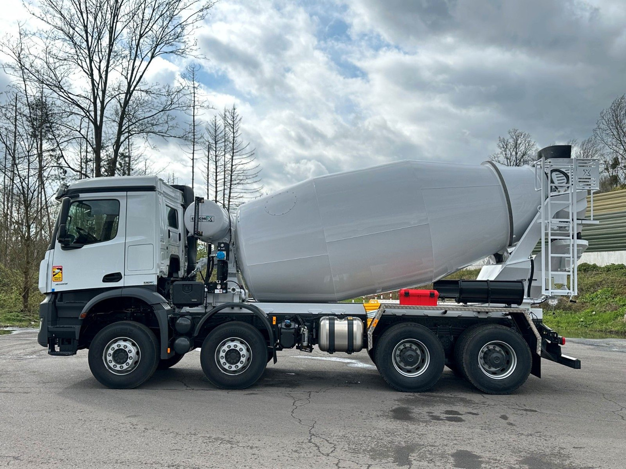 Mercedes-Benz 4145 8X4 EuromixMTP EM 10 Fahrmischer - Concrete mixer truck: picture 5 Mercedes-Benz 4145 8X4 EuromixMTP EM 10 Fahrmischer - Concrete mixer truck: picture 5