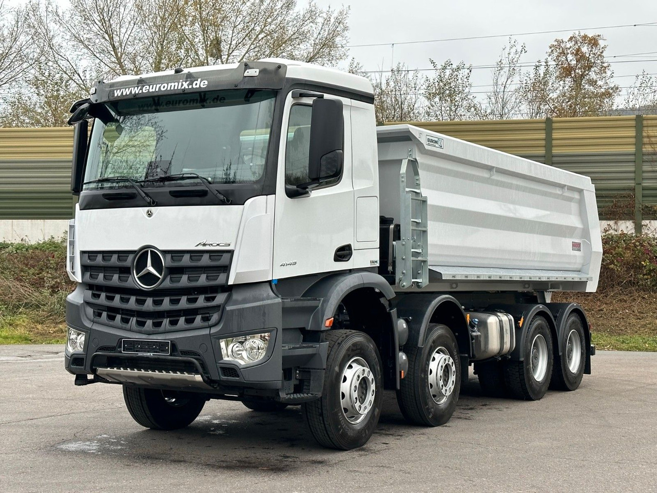Mercedes-Benz AROCS 5 4145 8X4 E6e EuromixMTP 18m³ Kipper - Tipper: picture 1 Mercedes-Benz AROCS 5 4145 8X4 E6e EuromixMTP 18m³ Kipper - Tipper: picture 1