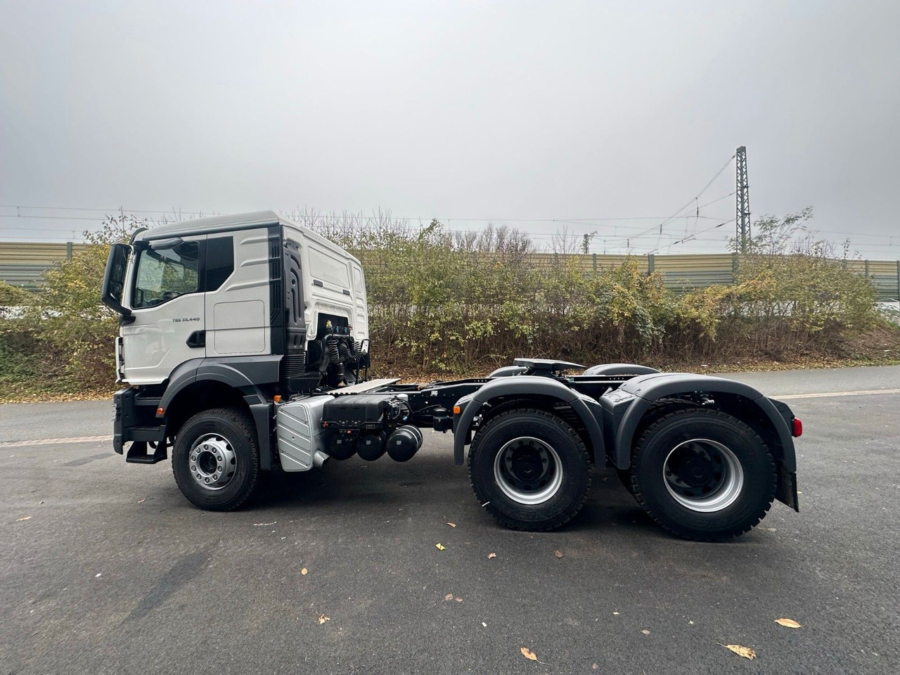 Tractor unit MAN TGS 33.440 BBS 6X4  EUROMIX MTP Kipper-Auflieger: picture 20