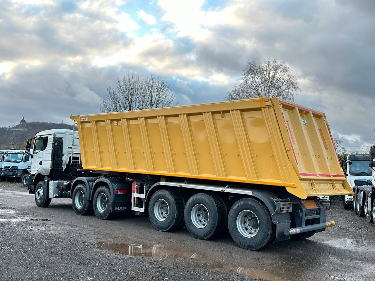 Tractor unit MAN TGS 33.440 BBS 6X4  EUROMIX MTP Kipper-Auflieger: picture 11